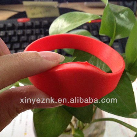 Red Color Ultralight C Chip NFC Wristband For Children