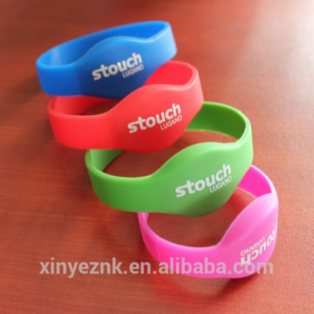 13.56MHZ RFID Utralight silicone wristband for Swimming Pools